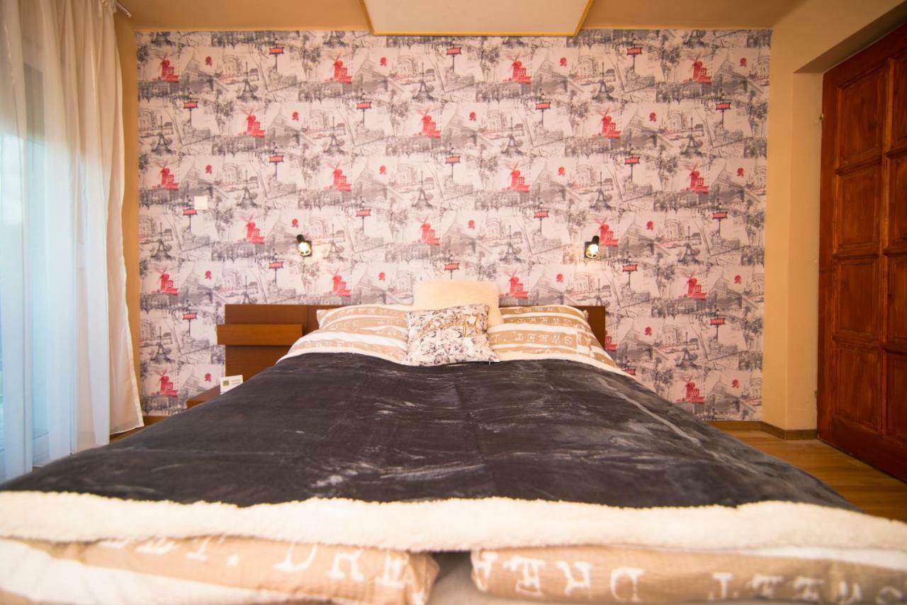 Oeskarszt Apartman Urkut Экстерьер фото